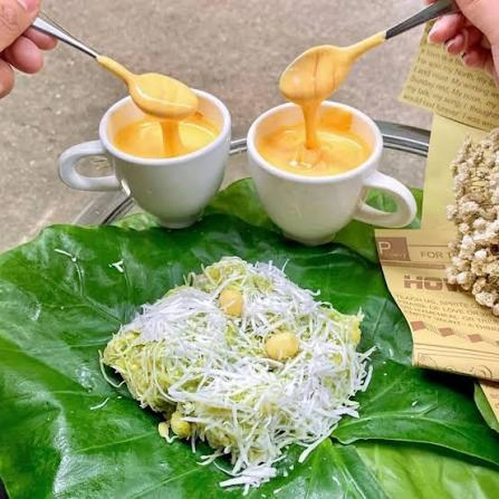 Cốm frais et café à l'œuf.